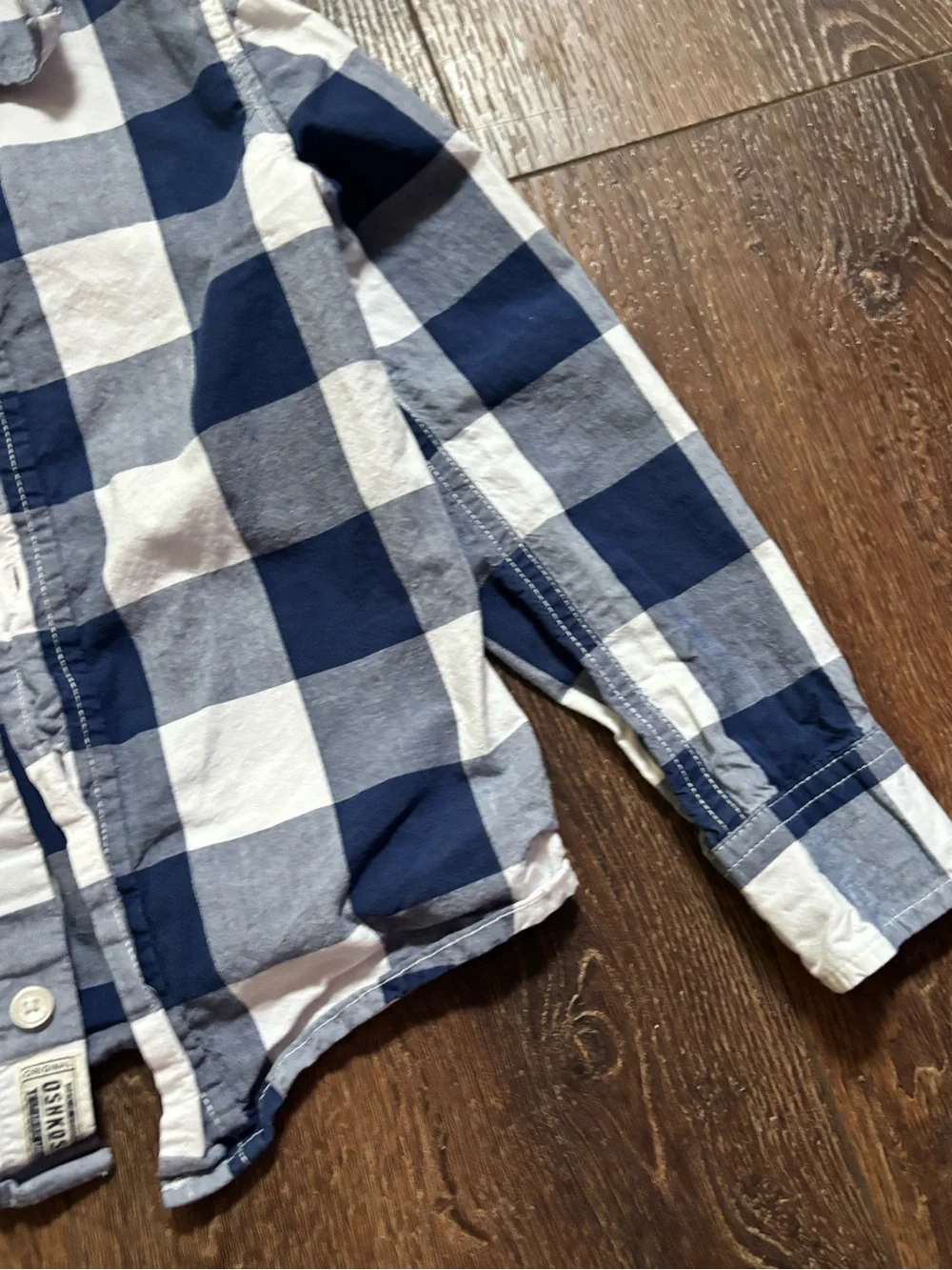 Osh Kosh Boys' Navy and White Buffalo Check Button-Down Shirt Size 6/6A